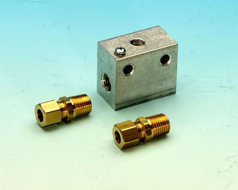 Dakota Digital Transmission Temperature Sender Manifolds SEN-04-10